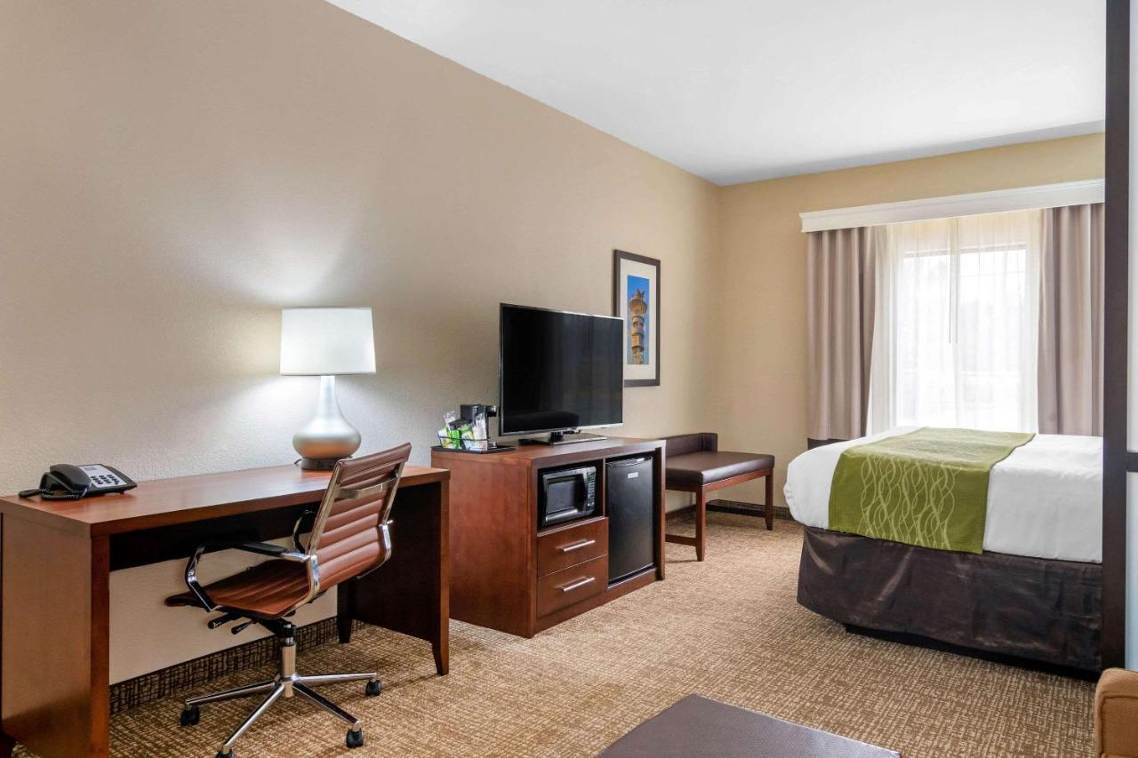 Comfort Inn & Suites Griffin Bagian luar foto
