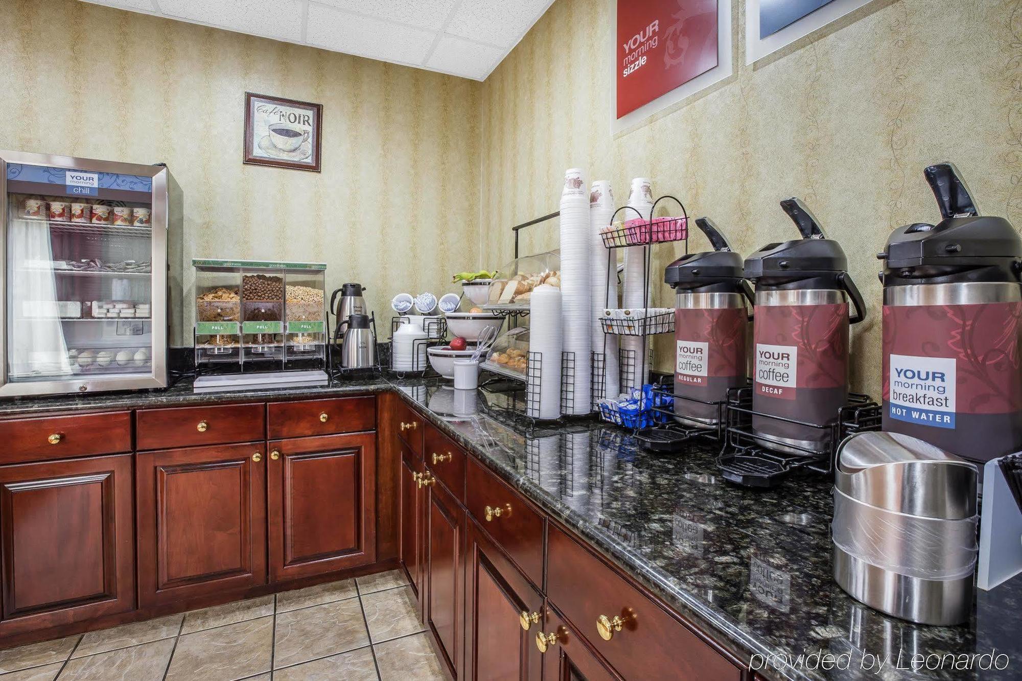 Comfort Inn & Suites Griffin Bagian luar foto